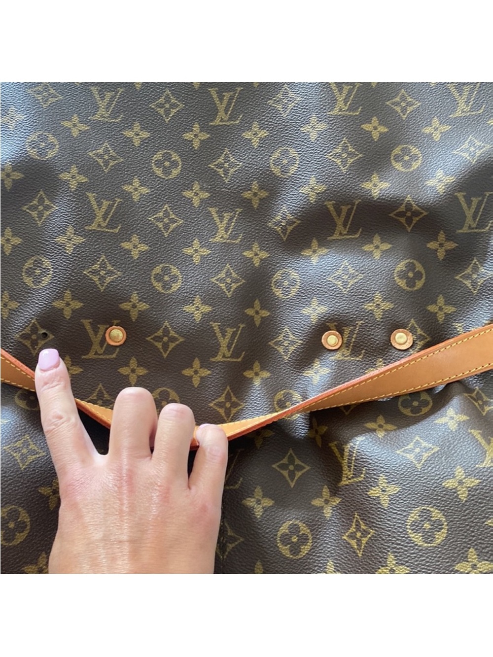 Authentic Louis Vuitton Samur 43 Monogram Bag - Picture 10 of 16